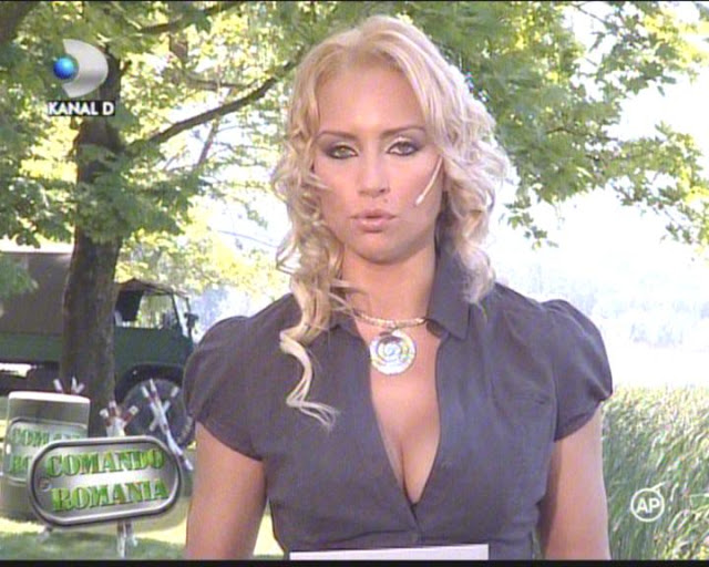 Adina Halas in parc
